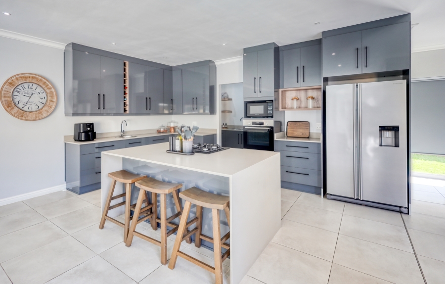 3 Bedroom Property for Sale in Glen Stewart Eastern Cape
